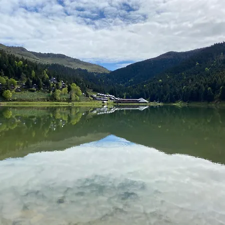 Gite Chaleureux Au Lac De Payolle Campan Exterior photo